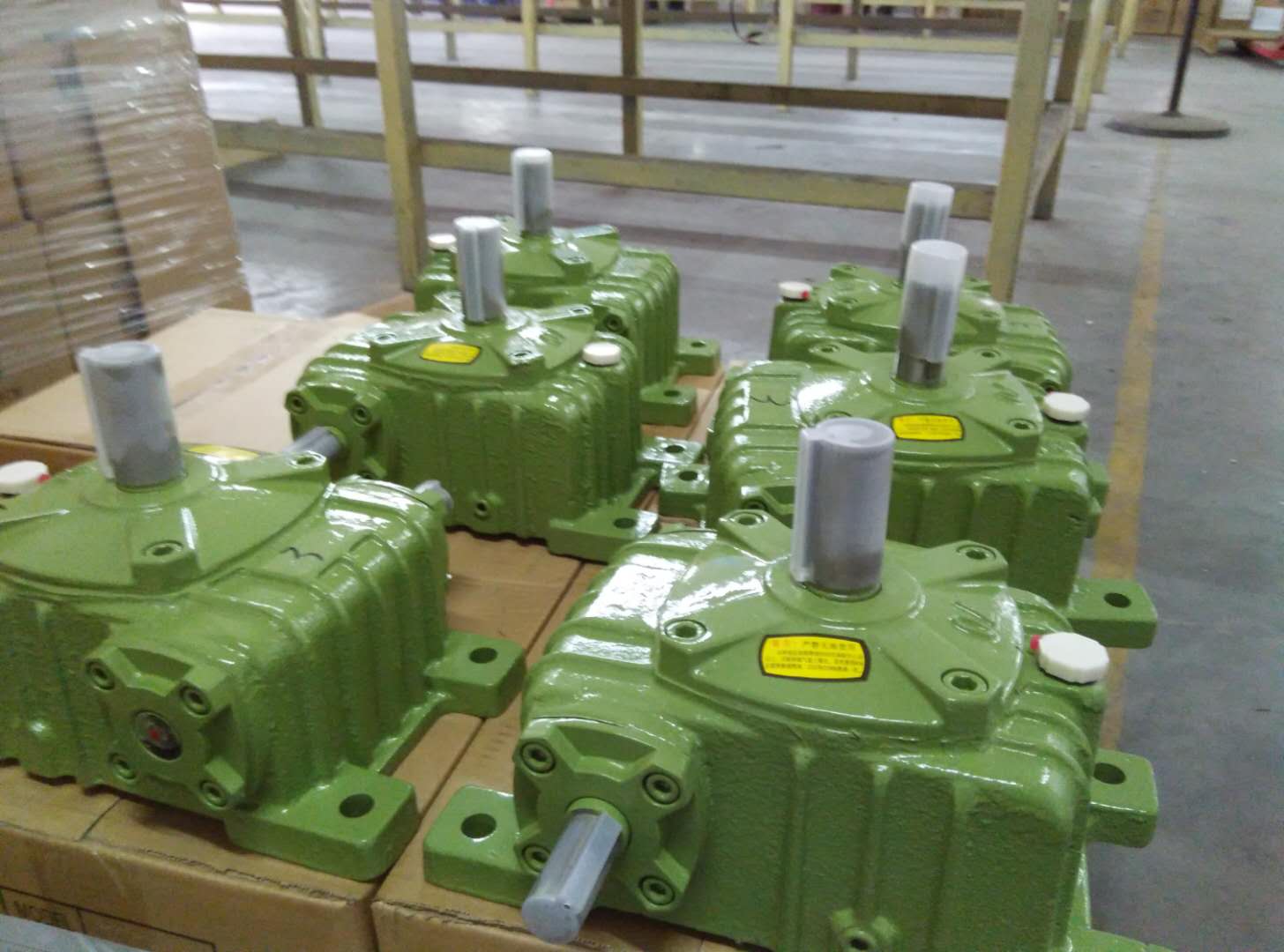 如何選擇合適的蝸輪蝸桿減速機(jī)？